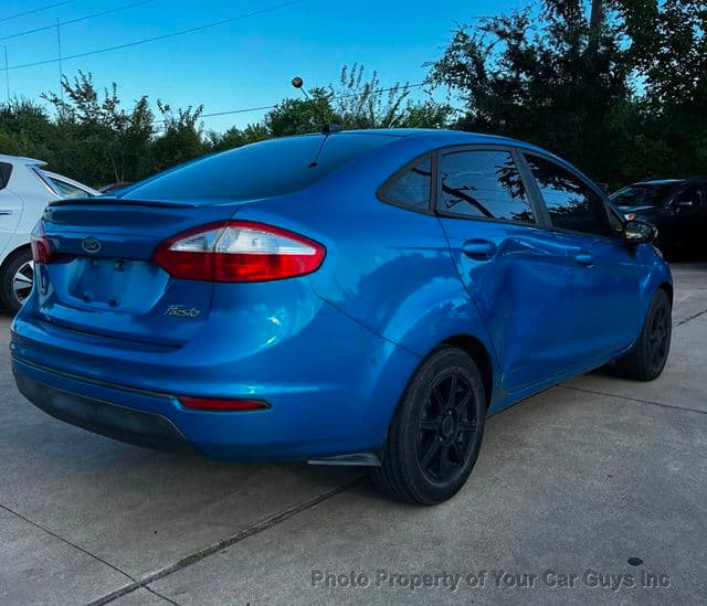 2014 Ford Fiesta 11
