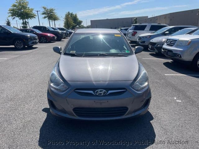 2014 Hyundai Accent 12