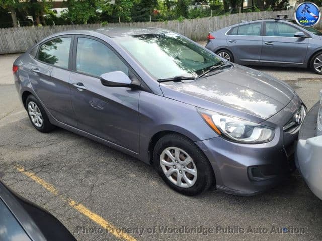 2014 Hyundai Accent 5