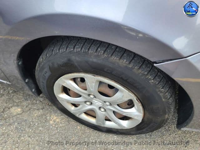 2014 Hyundai Accent 6