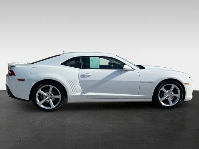 2015 Chevrolet Camaro 2