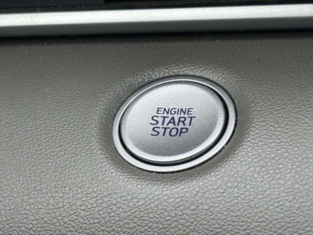 2021 Hyundai Elantra 18