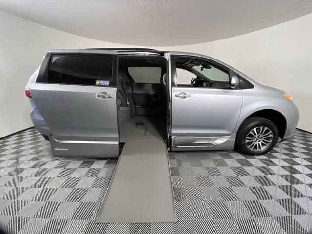 2019 Toyota Sienna
