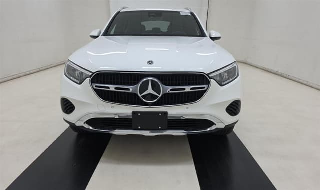 2025 Mercedes-Benz GLC