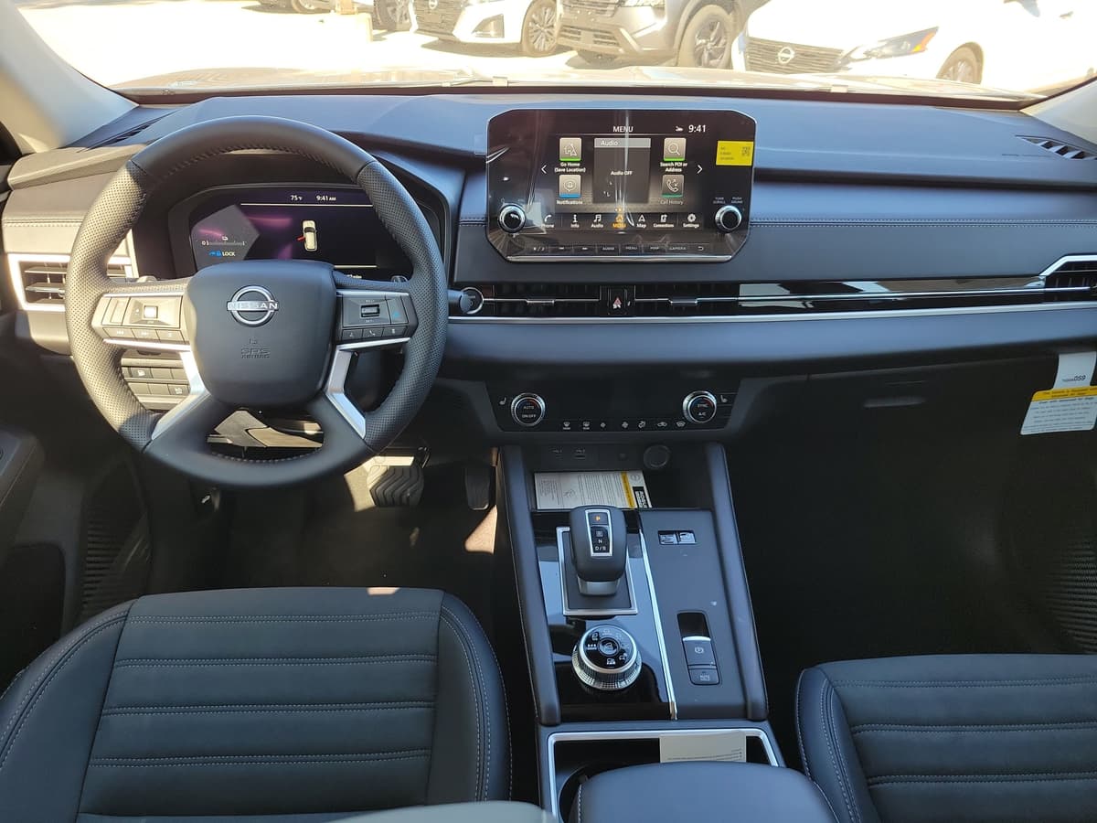 2026 Nissan Rogue Plug-In Hybrid 10