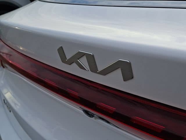 2024 Kia K5 29