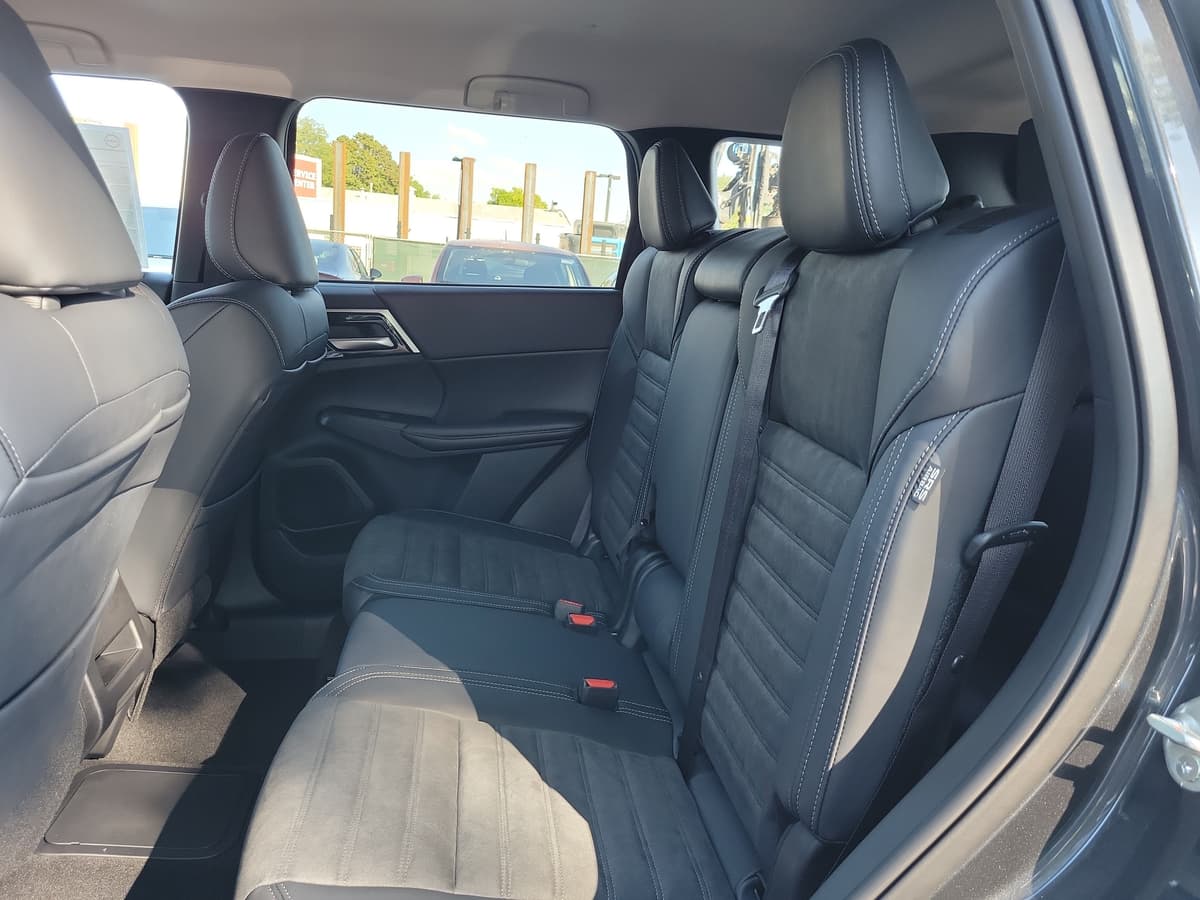 2026 Nissan Rogue Plug-In Hybrid 14