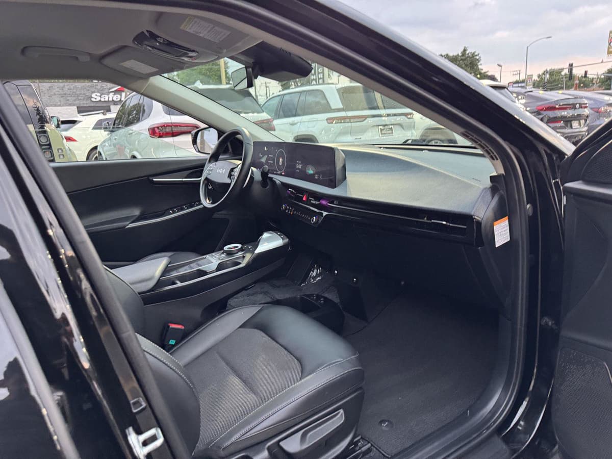 2024 Kia EV6 43