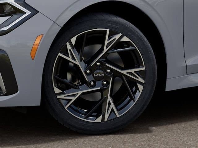 2026 Kia K5 9