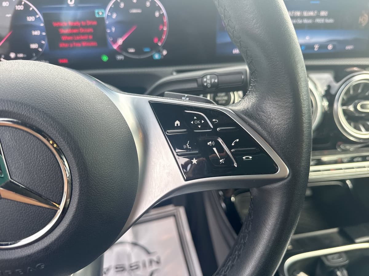 2025 Mercedes-Benz CLA 25