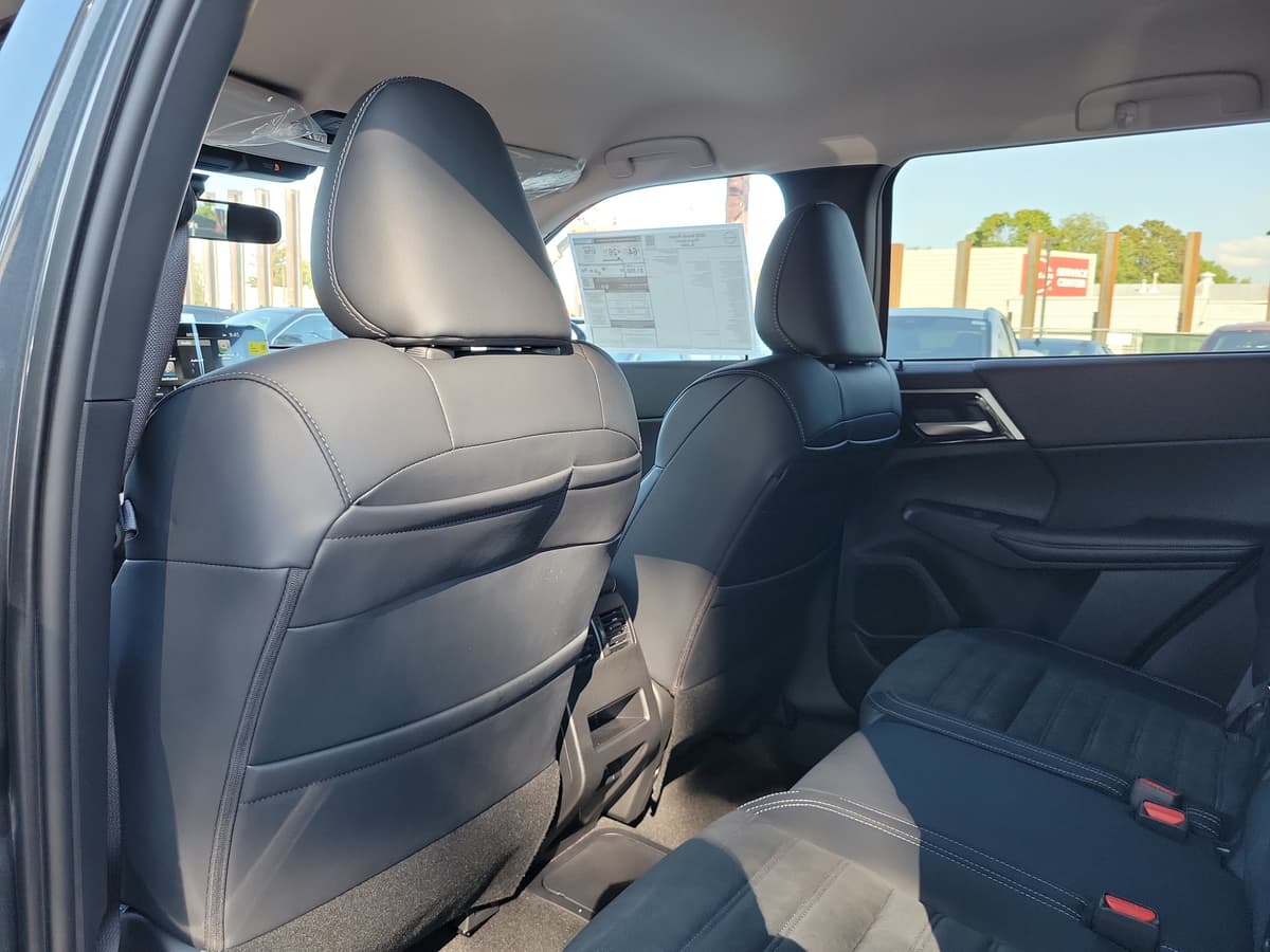 2026 Nissan Rogue Plug-In Hybrid 13