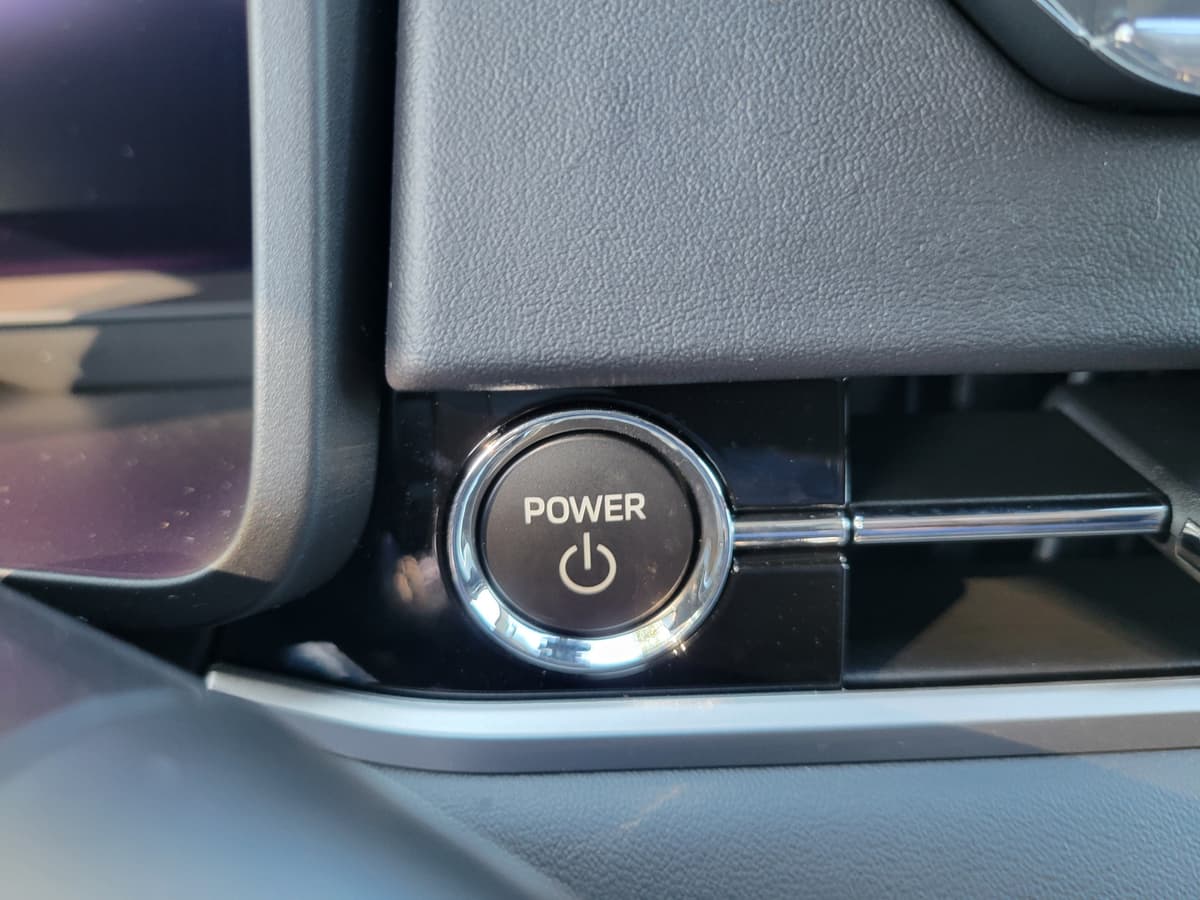 2026 Nissan Rogue Plug-In Hybrid 23