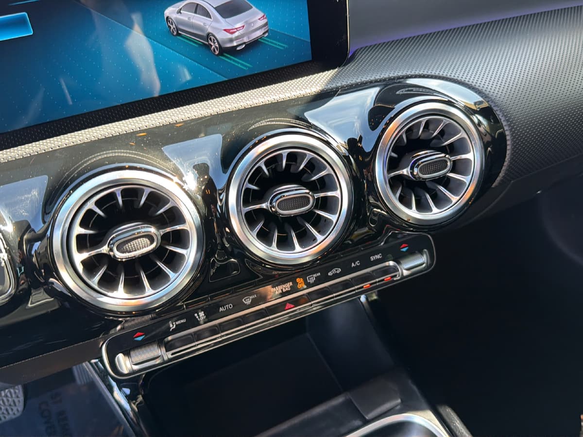 2022 Mercedes-Benz CLA 26