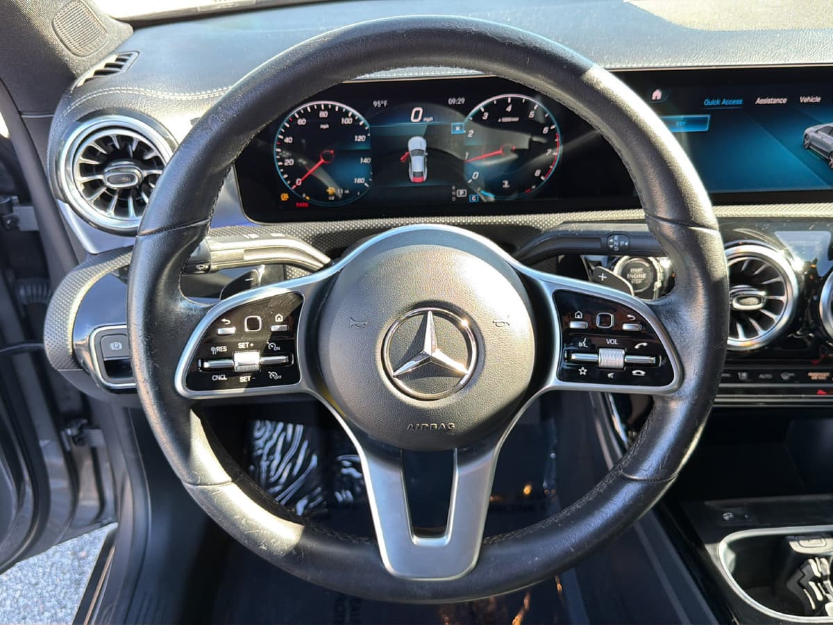 2022 Mercedes-Benz CLA 17