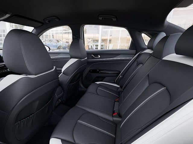 2026 Kia K5 18