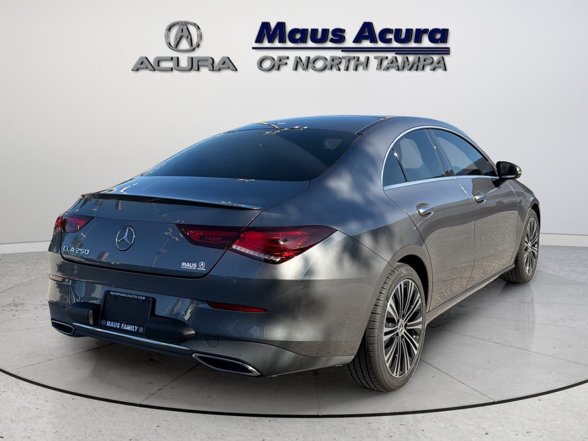2022 Mercedes-Benz CLA 10