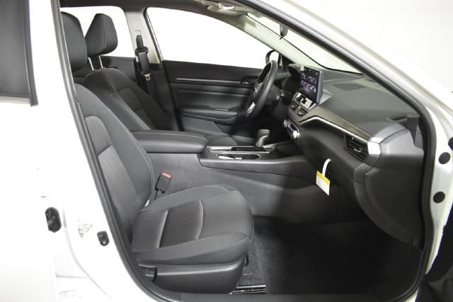 2026 Nissan Altima 33