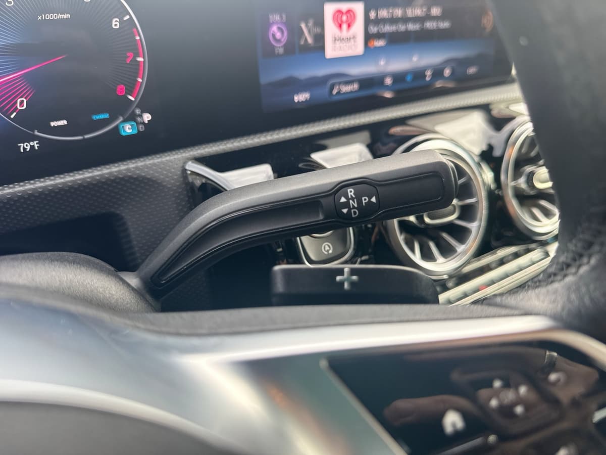 2025 Mercedes-Benz CLA 20