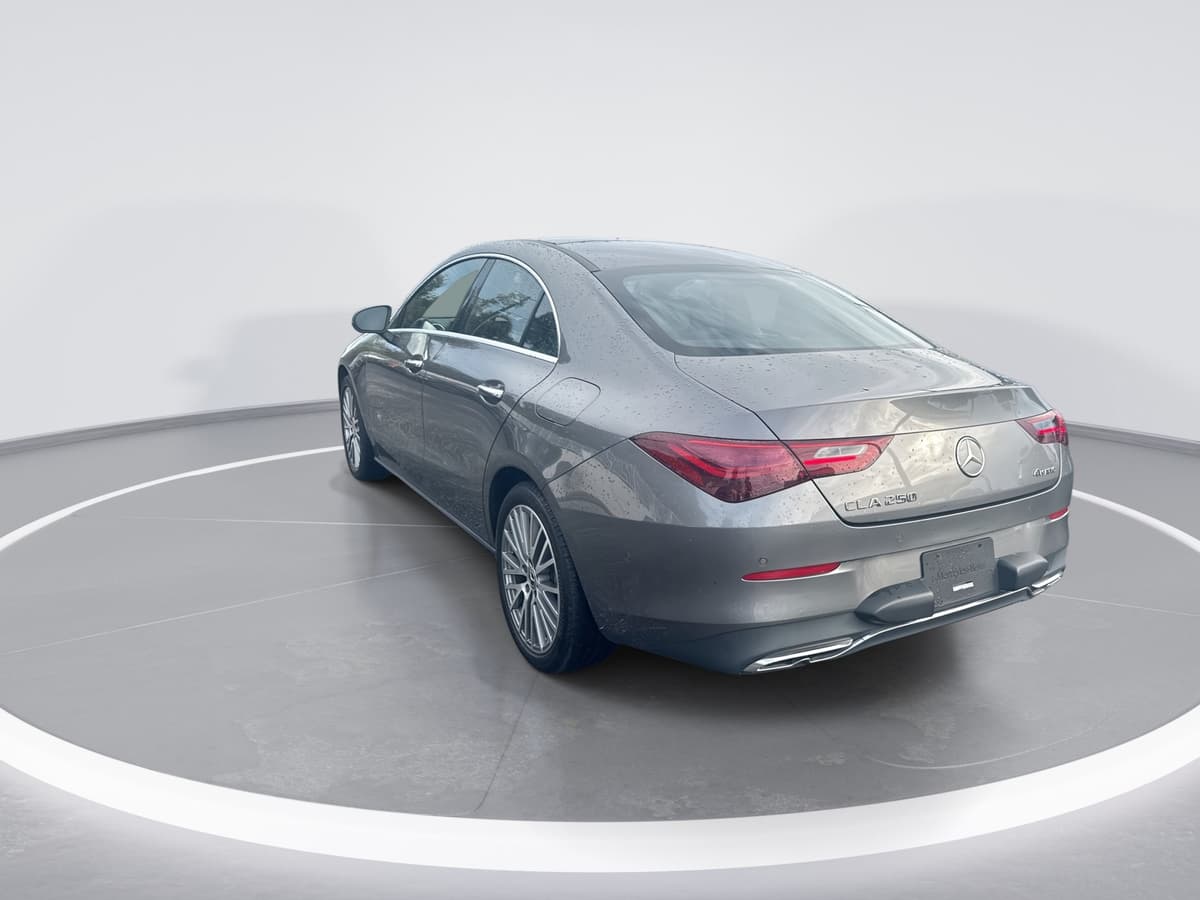 2025 Mercedes-Benz CLA 7
