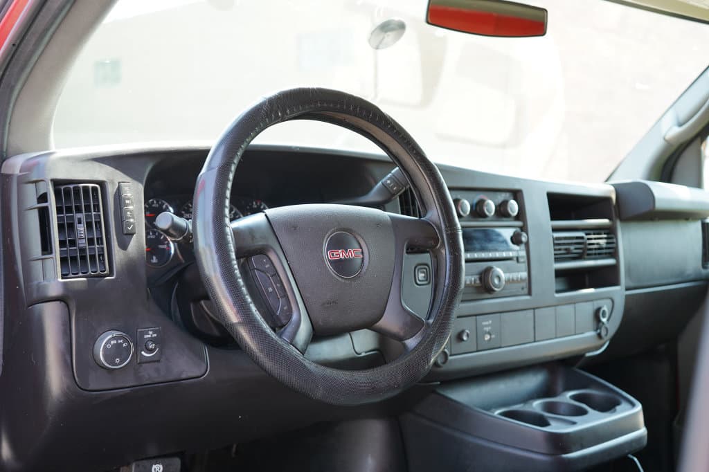 2014 GMC Savana Cutaway 7
