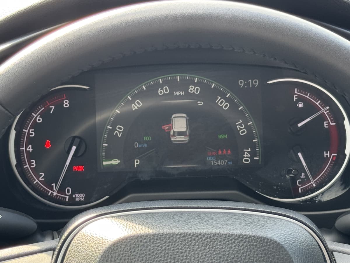 2025 Toyota RAV4 11