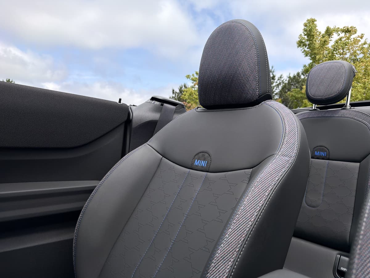 2026 MINI Convertible 17