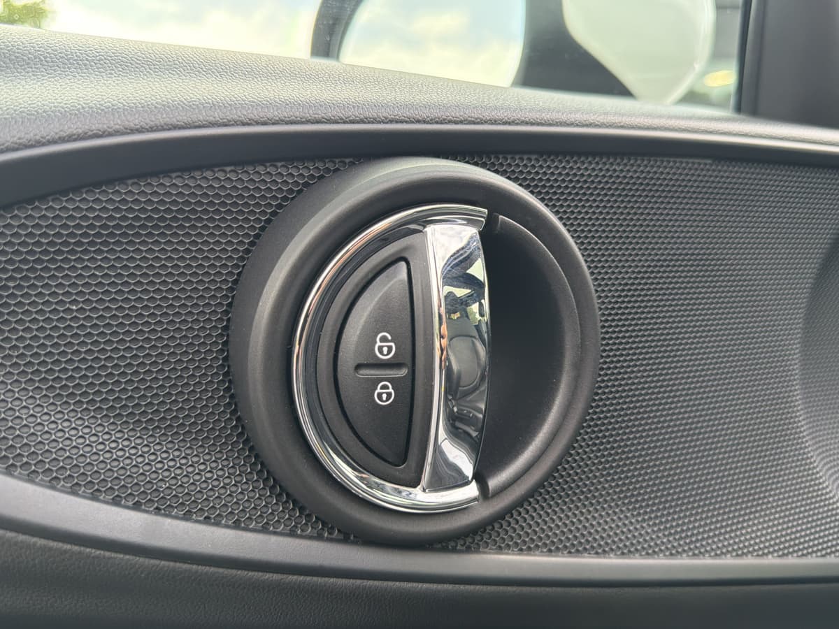 2024 MINI Clubman 25