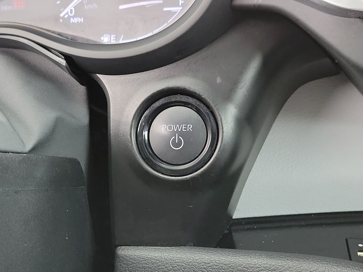 2025 Toyota Sienna 28