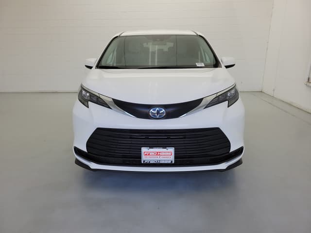 2025 Toyota Sienna