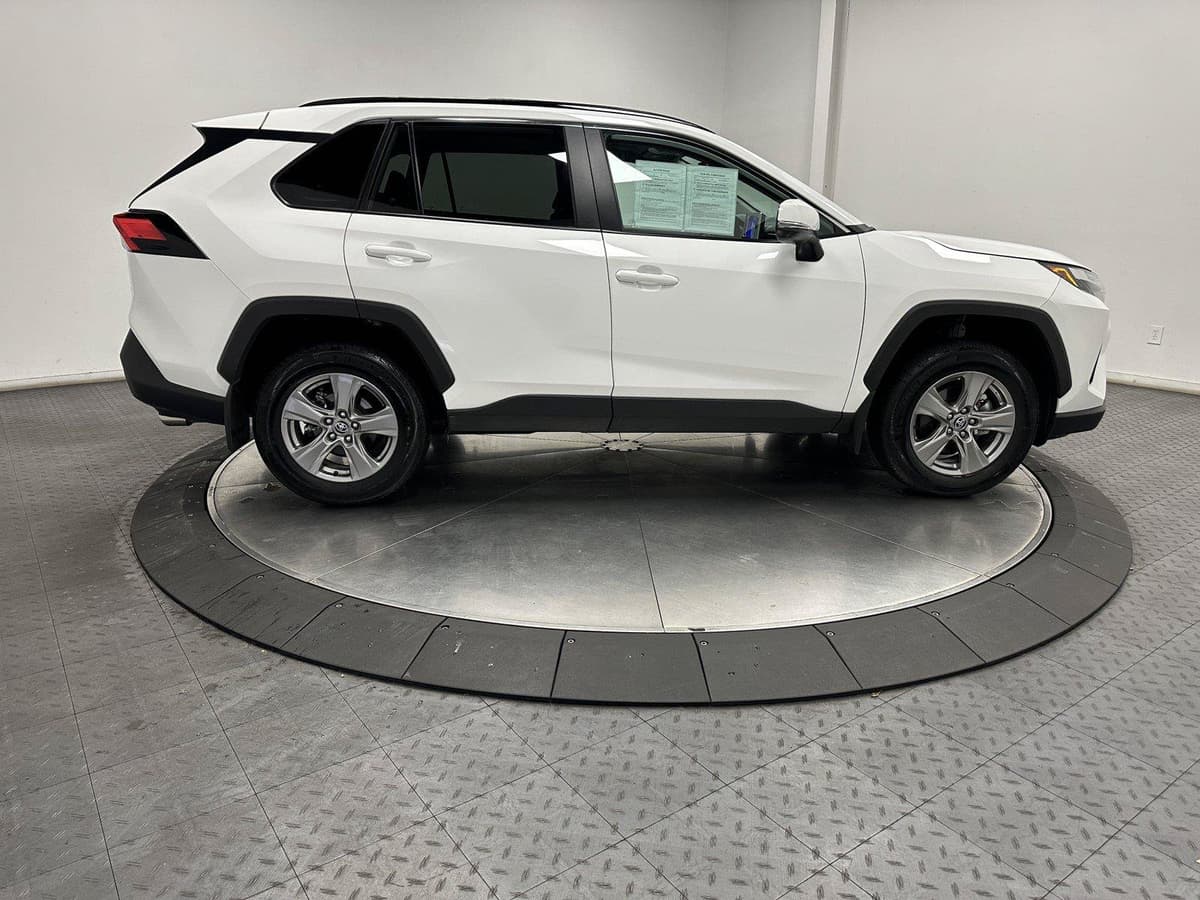 2025 Toyota RAV4 15