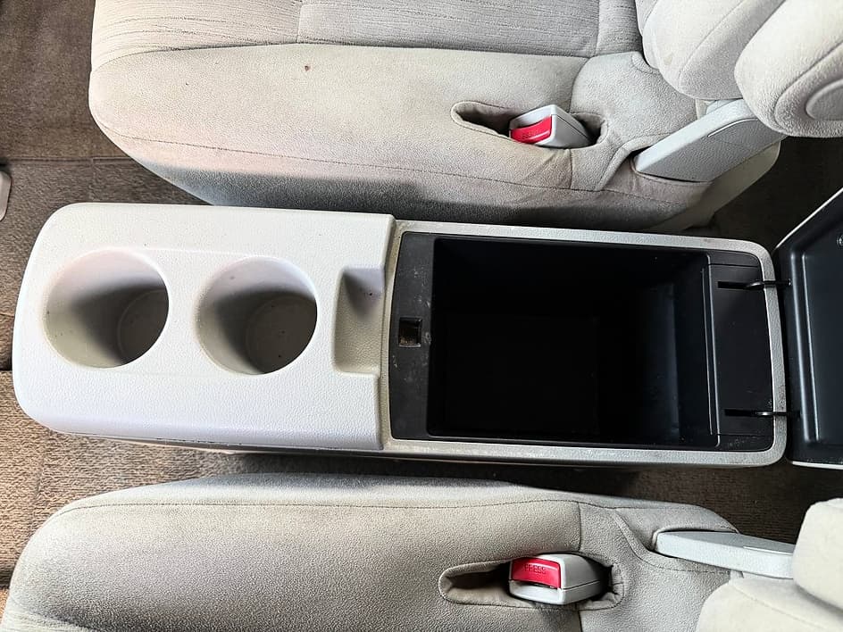 2015 Nissan Quest 29