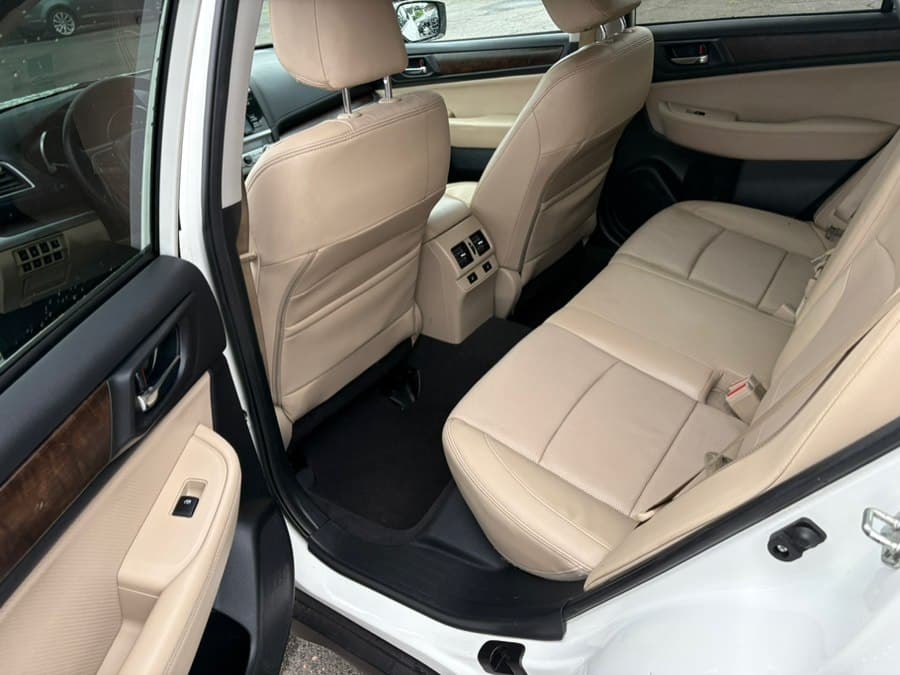 2015 Subaru Outback 6