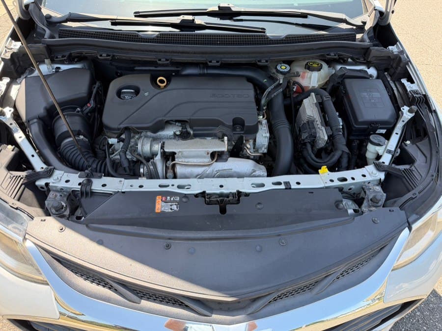 2019 Chevrolet Cruze 18