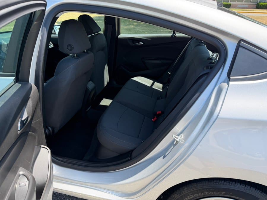 2019 Chevrolet Cruze 15
