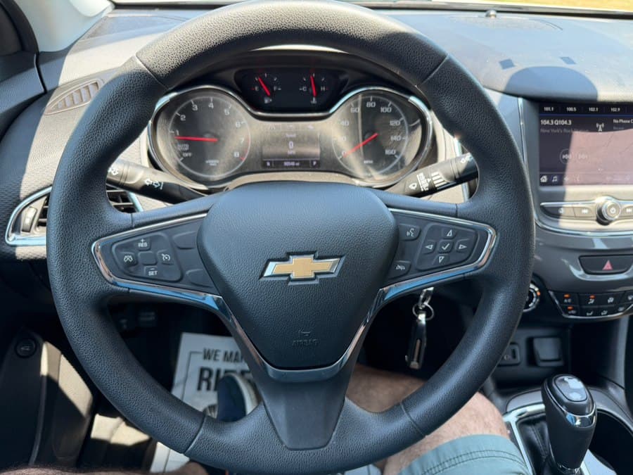 2019 Chevrolet Cruze 10