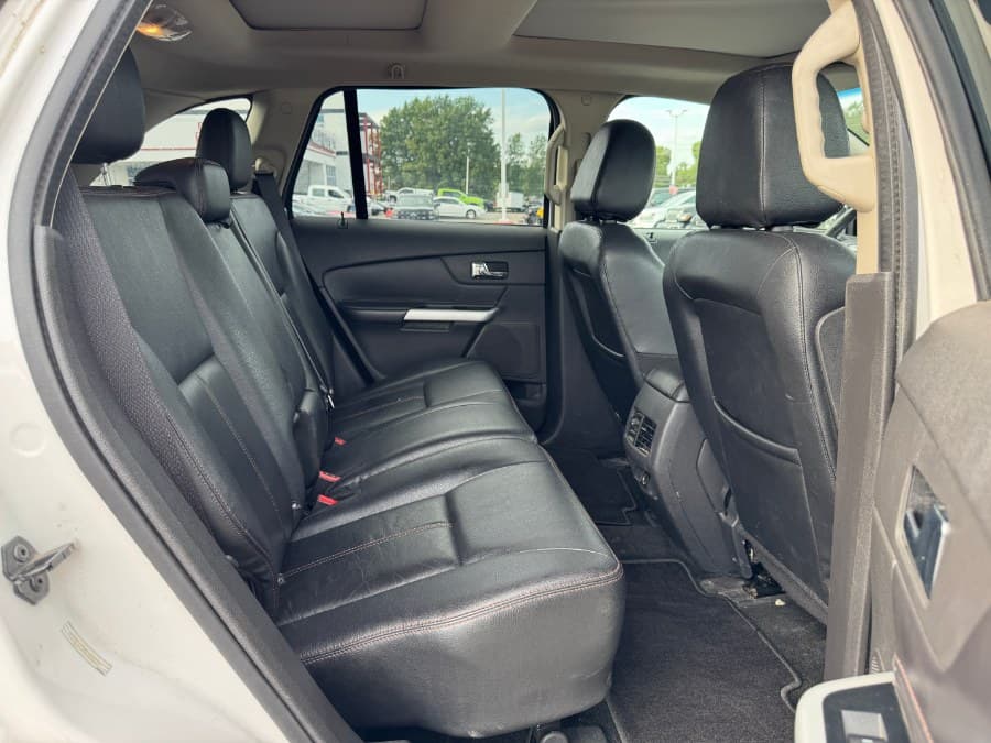 2014 Ford Edge 18