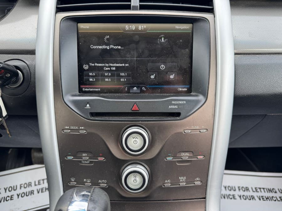 2014 Ford Edge 23