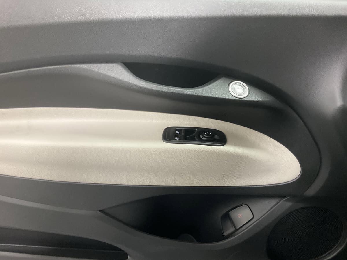 2026 FIAT 500e 13