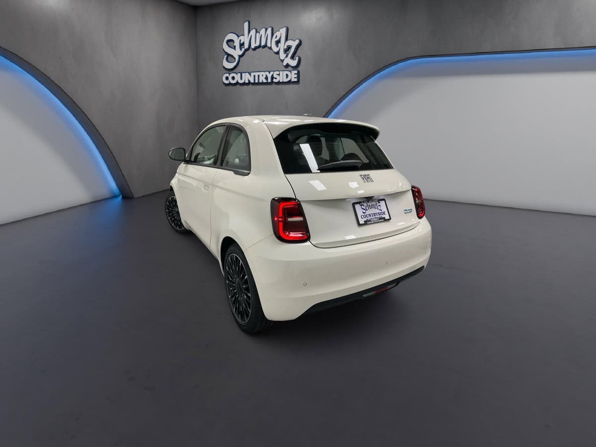 2026 FIAT 500e 9