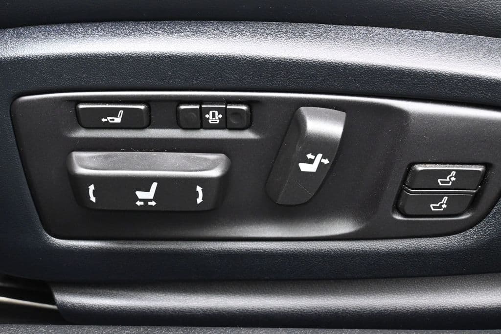 2019 Lexus GS 10