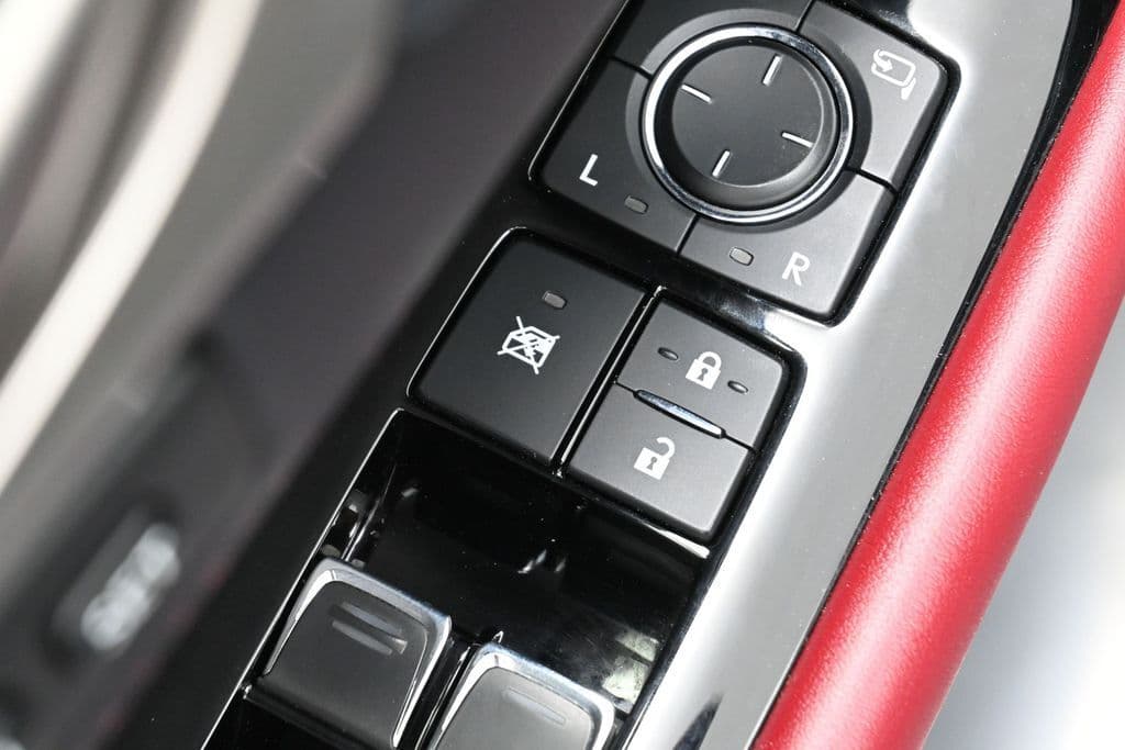 2019 Lexus GS 13
