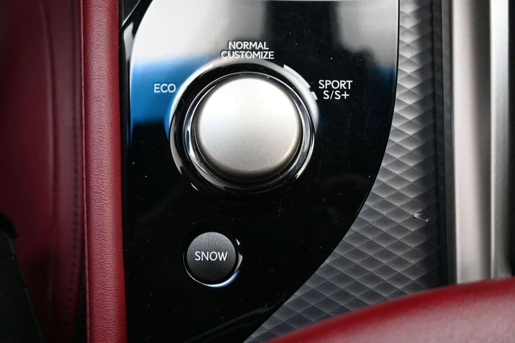2019 Lexus GS 27