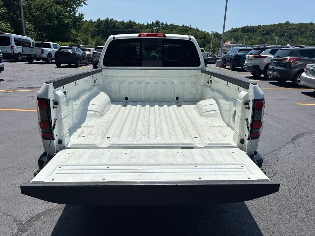 2025 Nissan Frontier 13