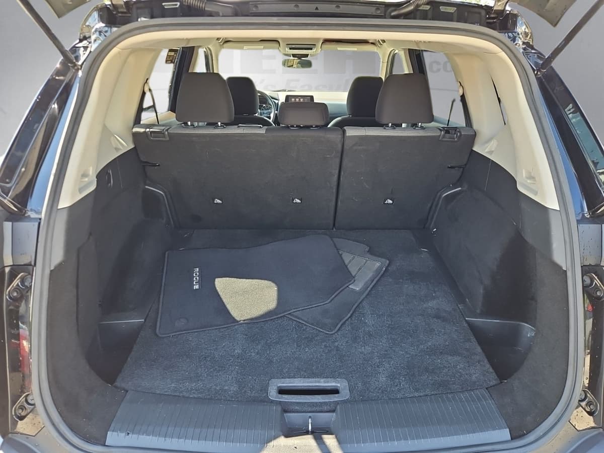 2021 Nissan Rogue 28