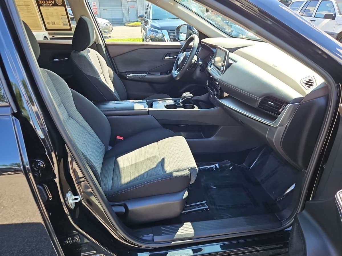 2021 Nissan Rogue 41