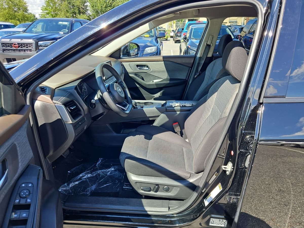 2021 Nissan Rogue 9