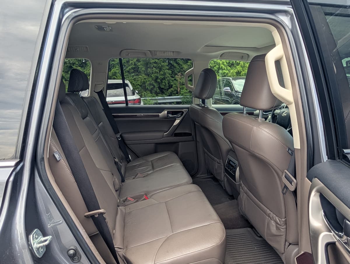 2017 Lexus GX 10