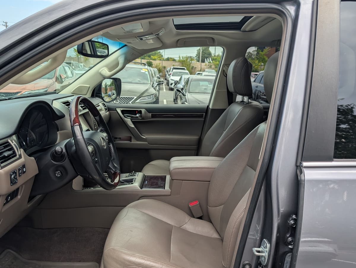 2017 Lexus GX 15