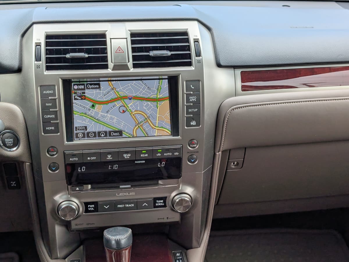 2017 Lexus GX 17
