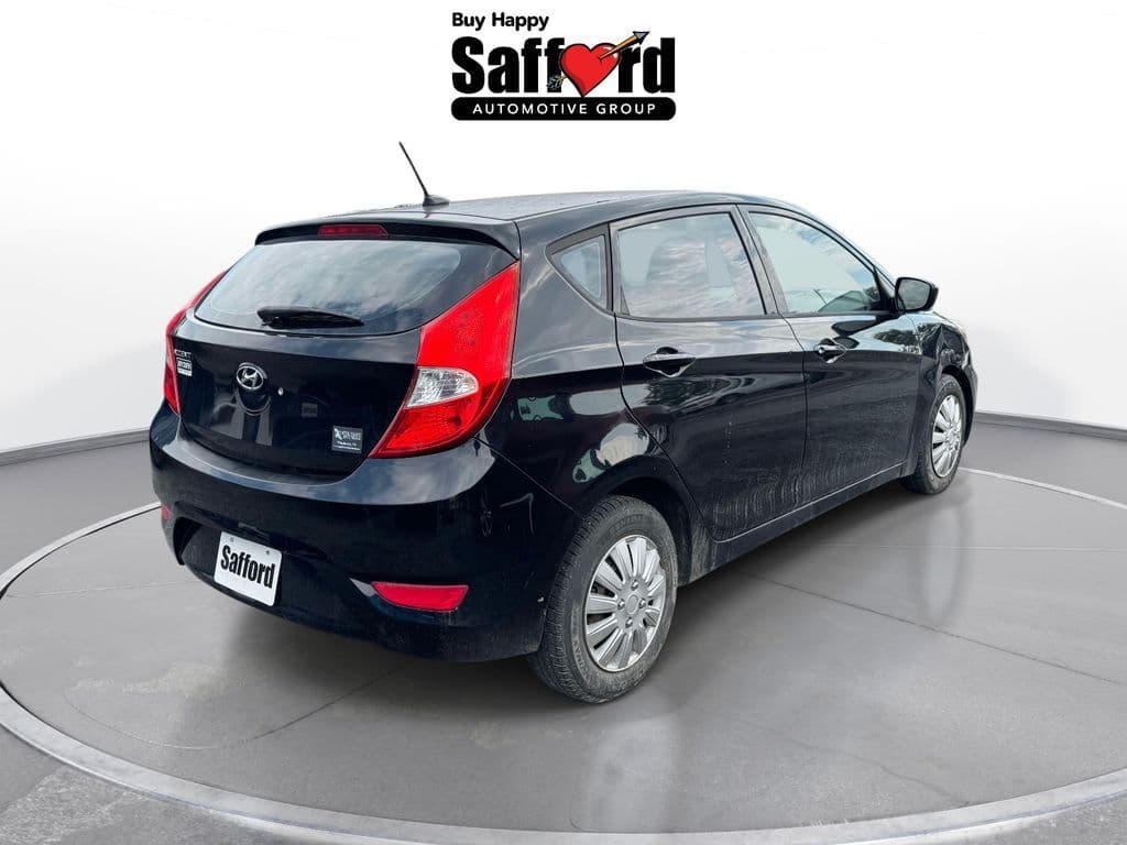 2014 Hyundai Accent 7